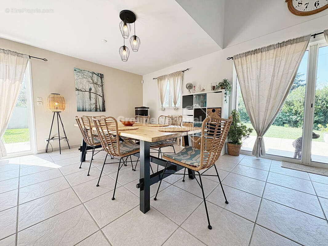 Maison t4 -  lamanon - photo 5