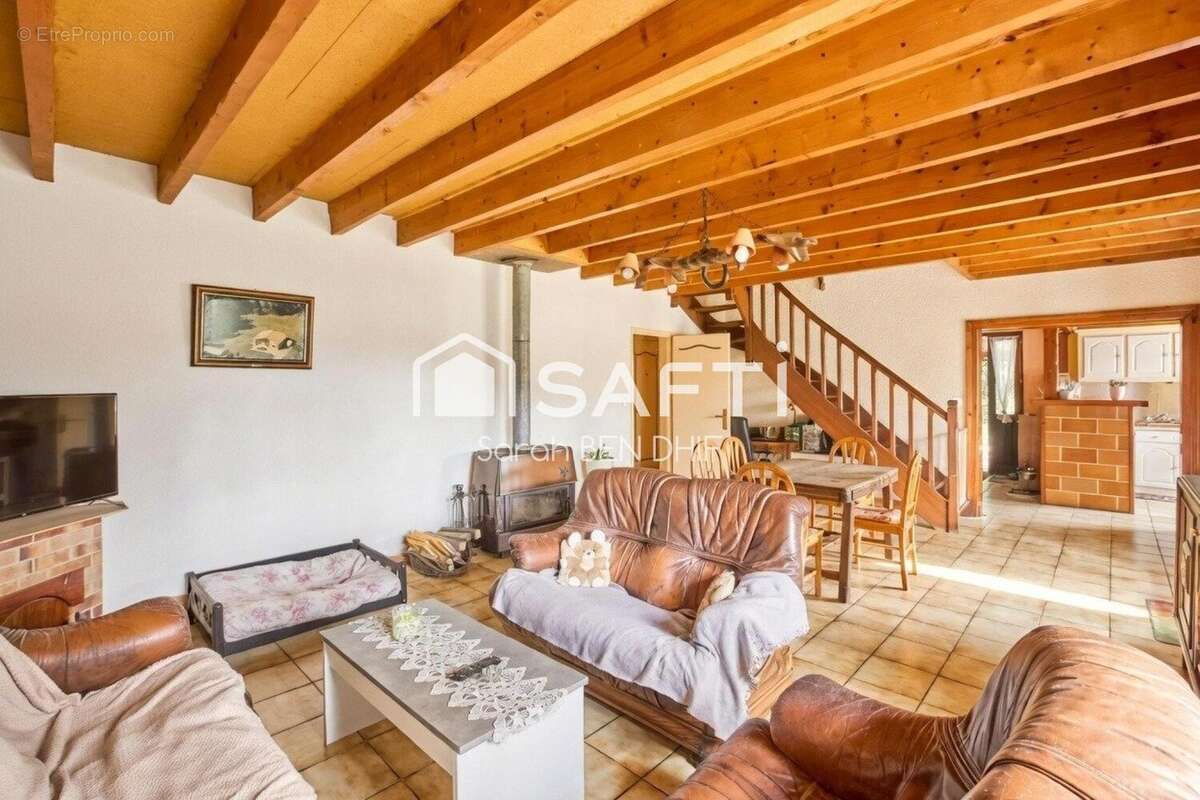 Photo 3 - Maison à LE TUZAN
