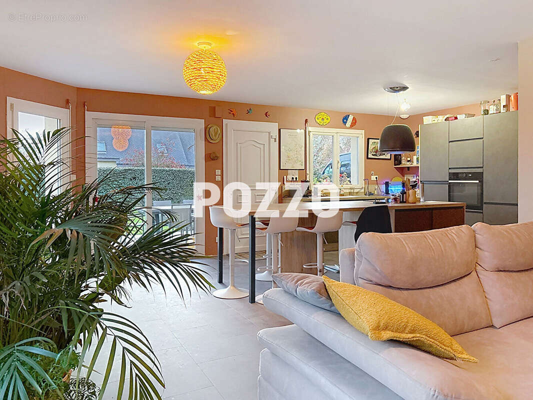 Maison à LE VAL-SAINT-PERE