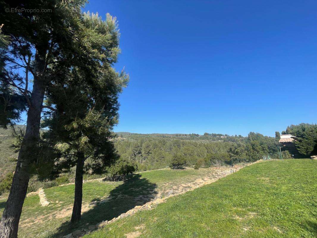 Maison à LA CADIERE-D&#039;AZUR