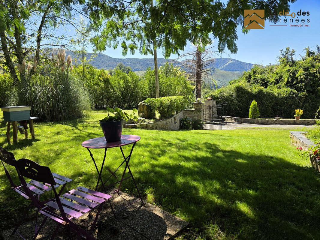 Maison à ARRODETS-EZ-ANGLES