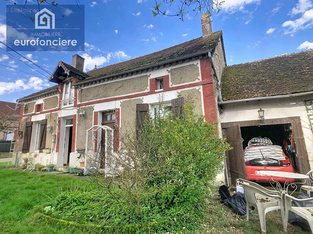 Maison à EAUX-PUISEAUX