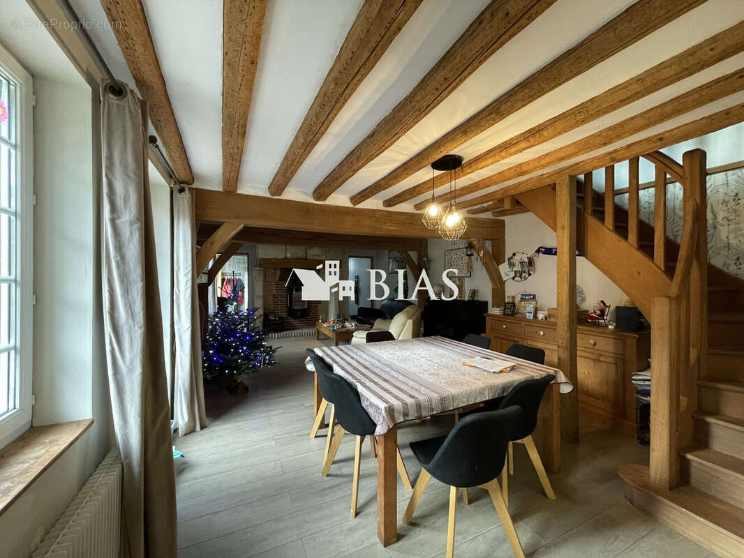 Maison à BEAUMONT-LE-ROGER