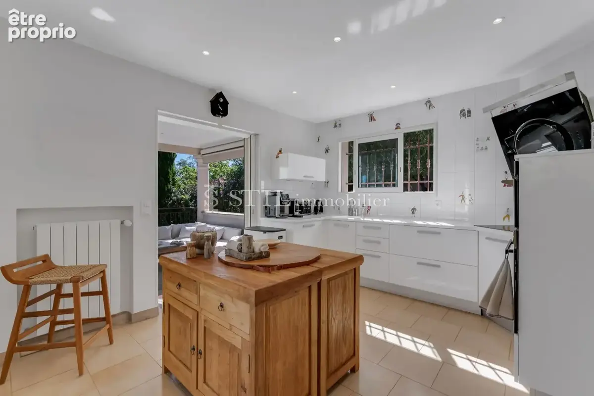 Maison 8 pièces 370 m² à vendre à Sainte-Maxime (83120) - photo 6