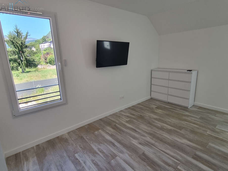 Maison à SAINT-JEOIRE-PRIEURE