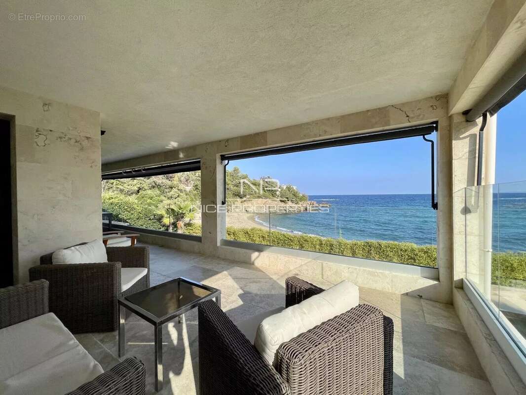 Jolie villa pieds dans l'eau - photo 5