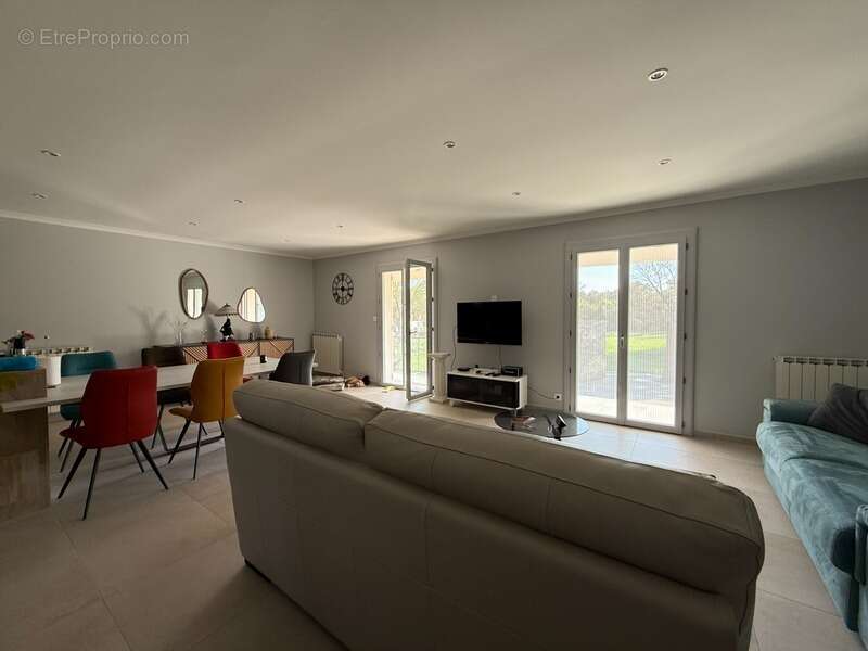 Maison à BOISSET-ET-GAUJAC