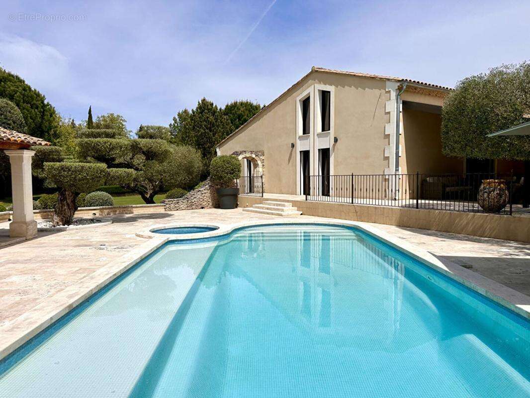 Maison à SAINT-REMY-DE-PROVENCE