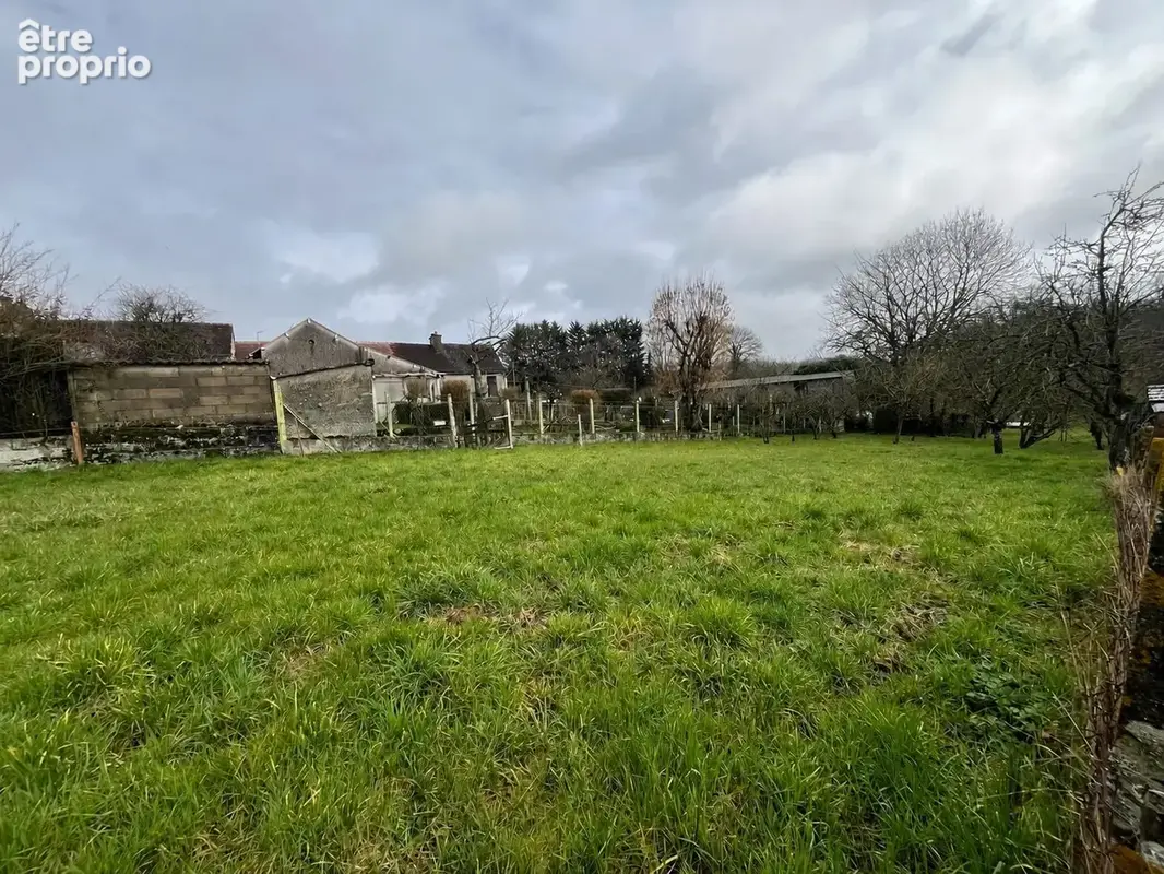 Photo Terrain à Gesnes-Le-Gandelin au prix de 23 000€