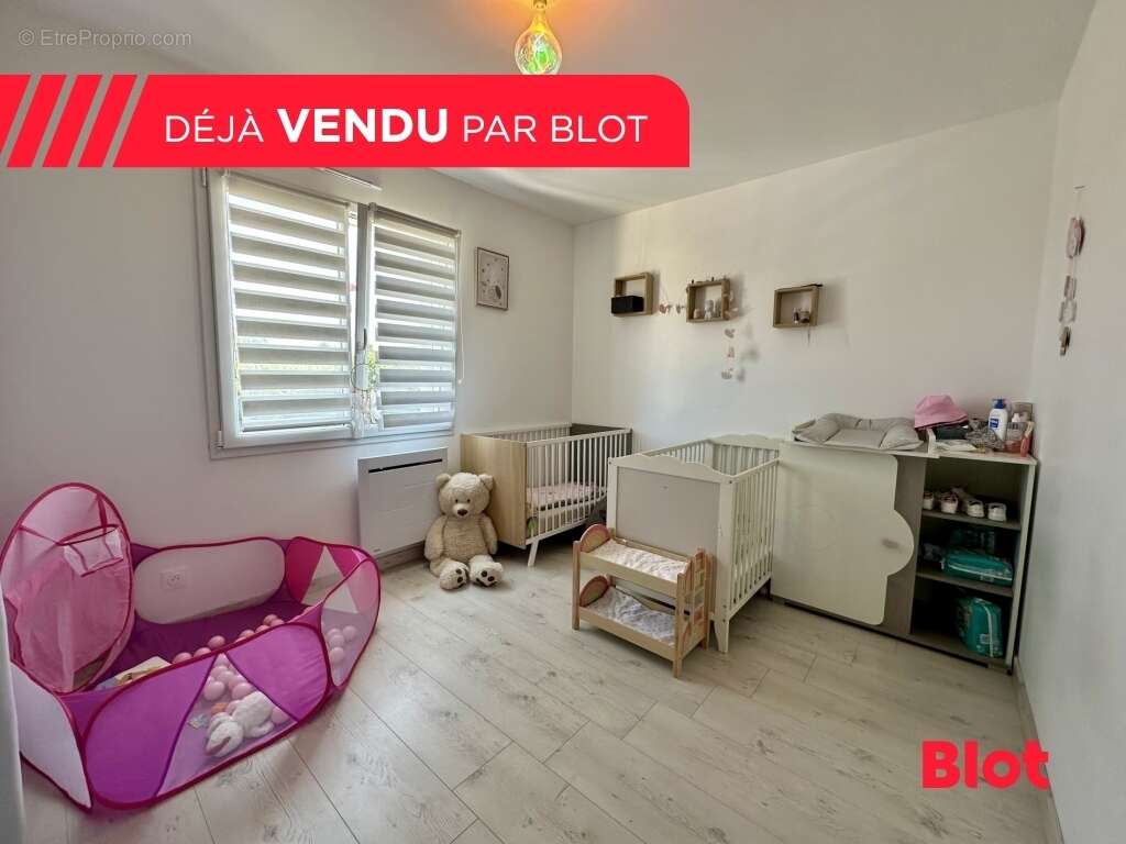 Maison à MONTFORT-SUR-MEU