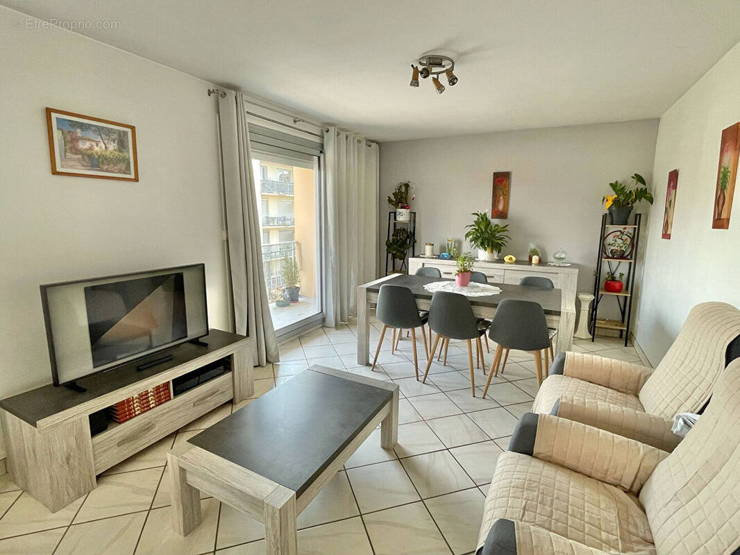 Appartement à LA VERPILLIERE