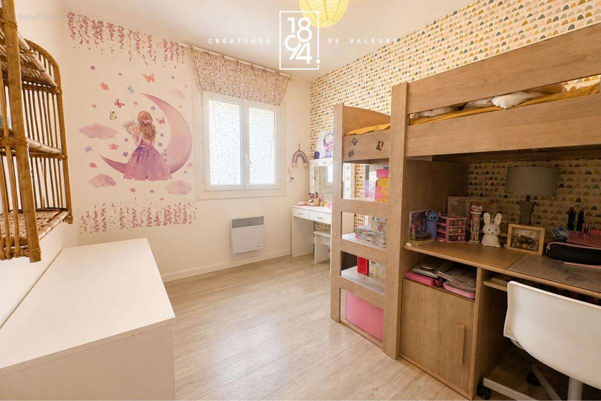 Maison familiale I Studio indépendant I Garage de plus de 50m2 - photo 3