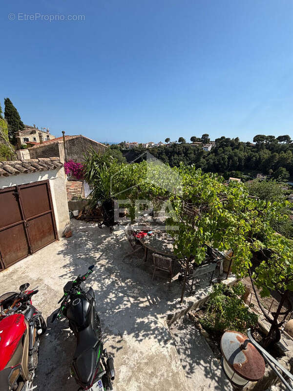 Maison à CAGNES-SUR-MER