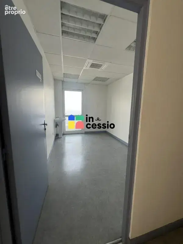 À VENDRE – Plateau de bureaux lumineux – 406 m² env. – Z - photo 15