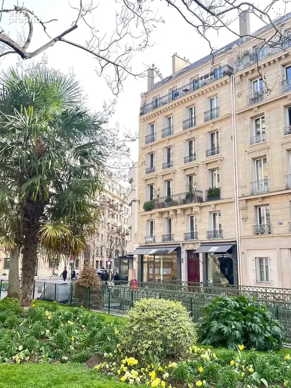 Appartement à PARIS-1E