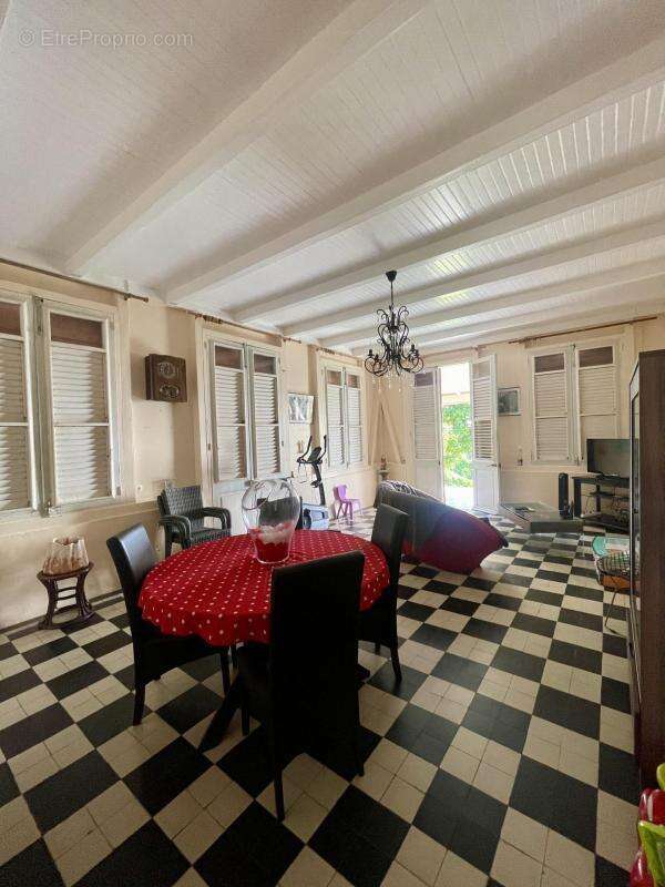 Superbe propriete vue mer a sainte-marie - photo 9