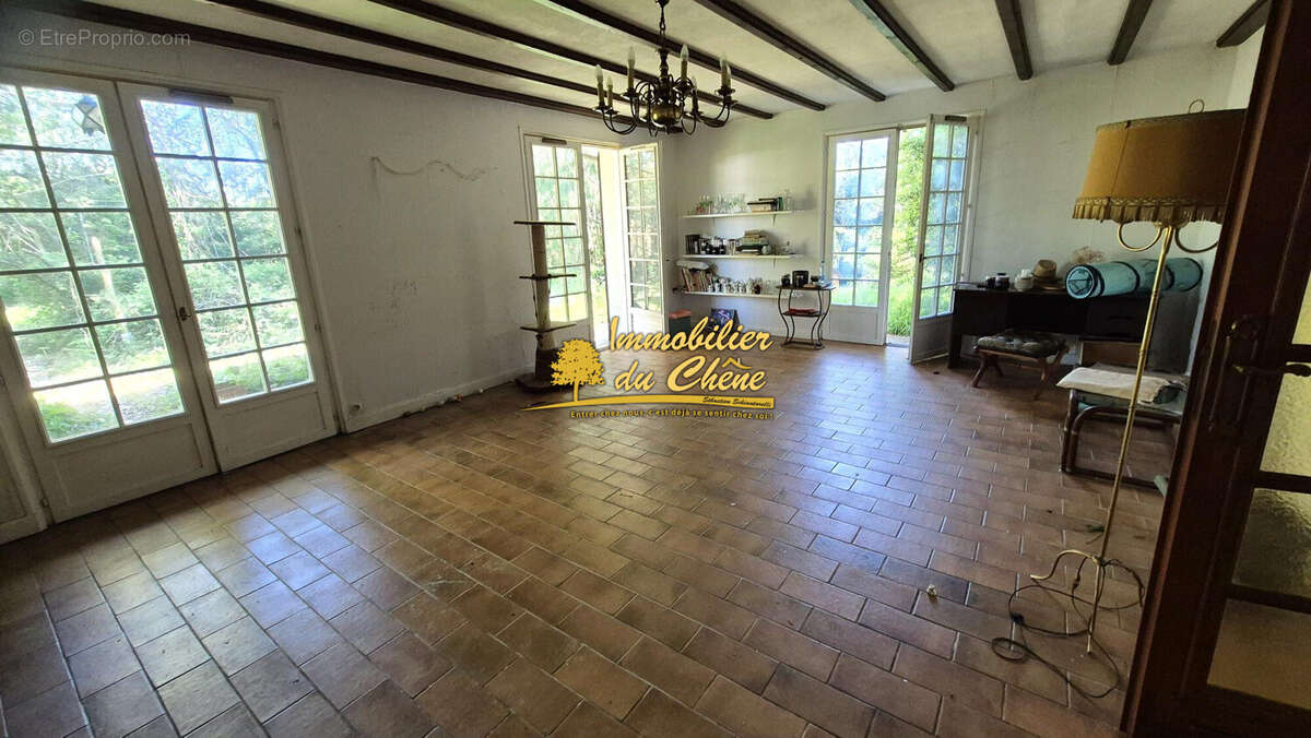 Maison à SAINT-SAUVEUR