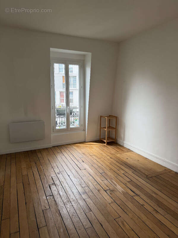 PARIS 19 - rue Mathis - 2 pièces de 32 m² . - photo 5