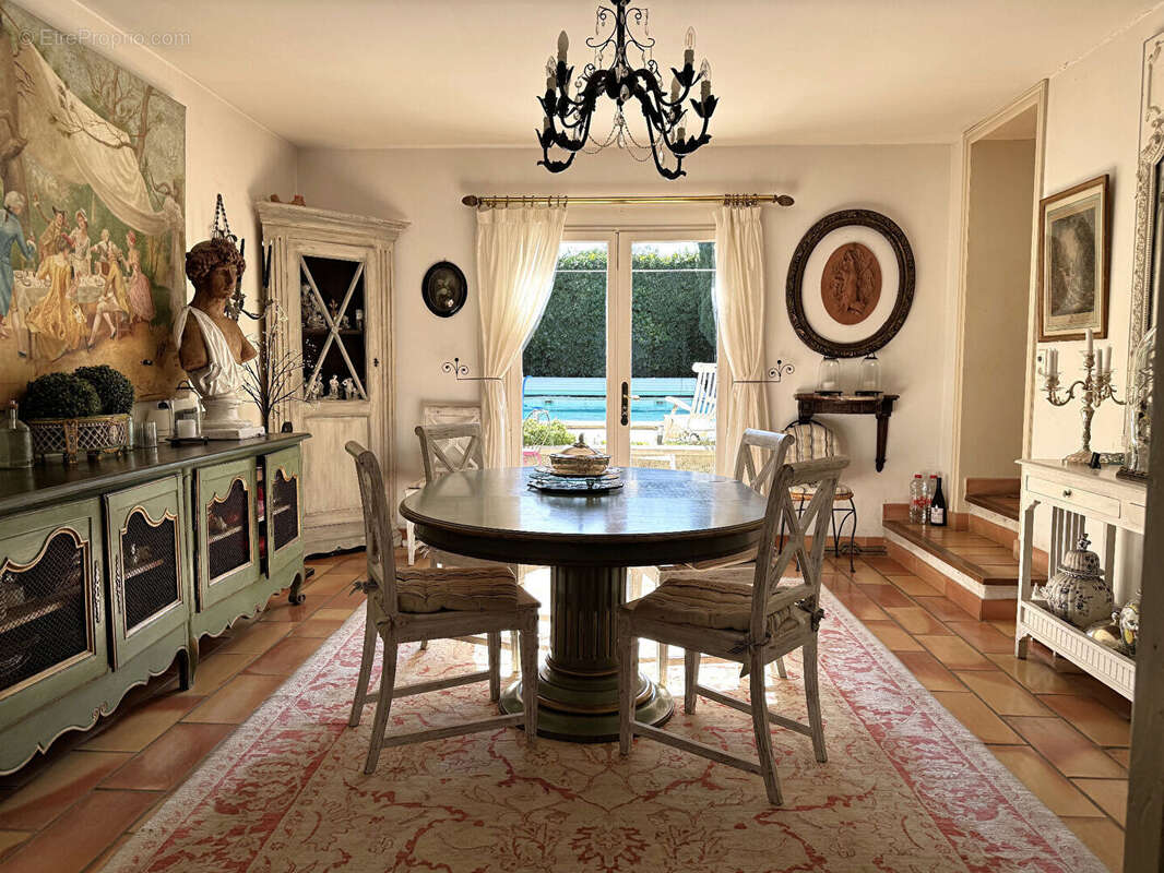 Maison à LES ANGLES