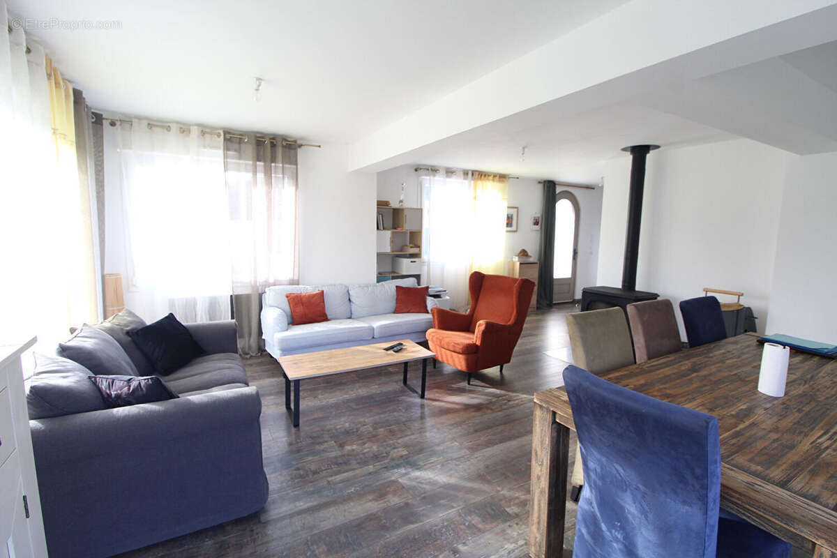 Maison à SAINT-JOACHIM