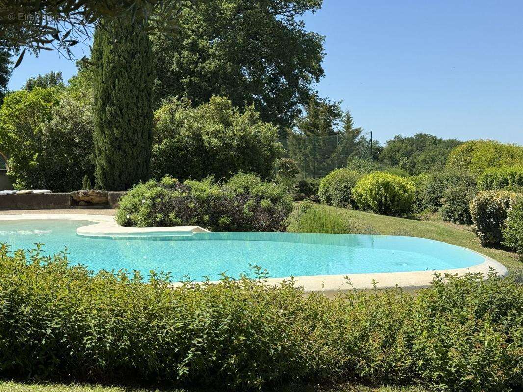 Maison à VIC-FEZENSAC