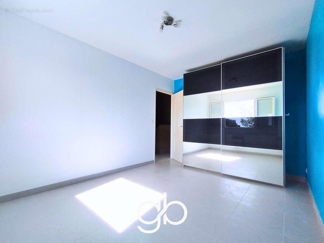 Maison à SAINT-VINCENT-DE-BARBEYRARGUES