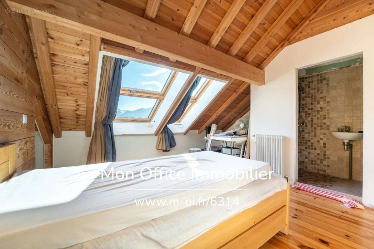 Appartement à REOTIER