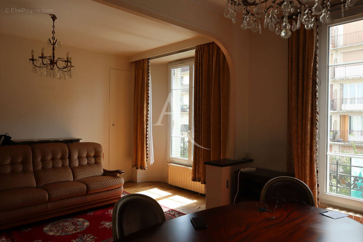 Appartement à ROMAINVILLE
