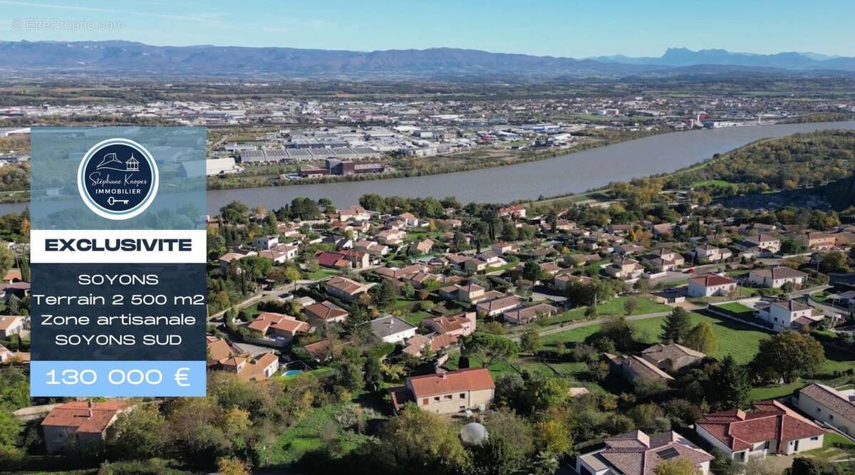 Terrain à SOYONS
