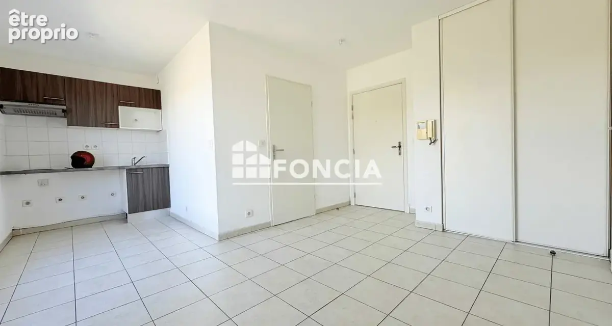 Rare/ t2 avec grande terrasse/ ascenseur/ parking - photo 3
