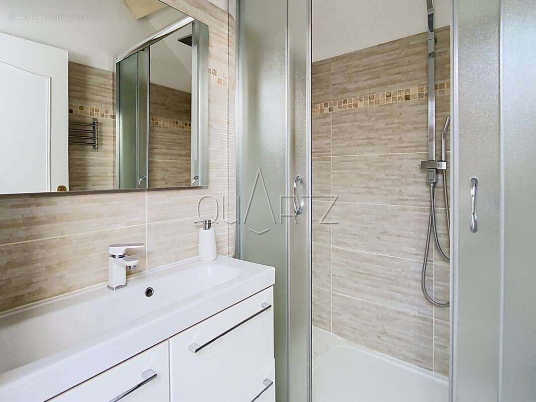 Maison 517 m² à Anet  - photo 16