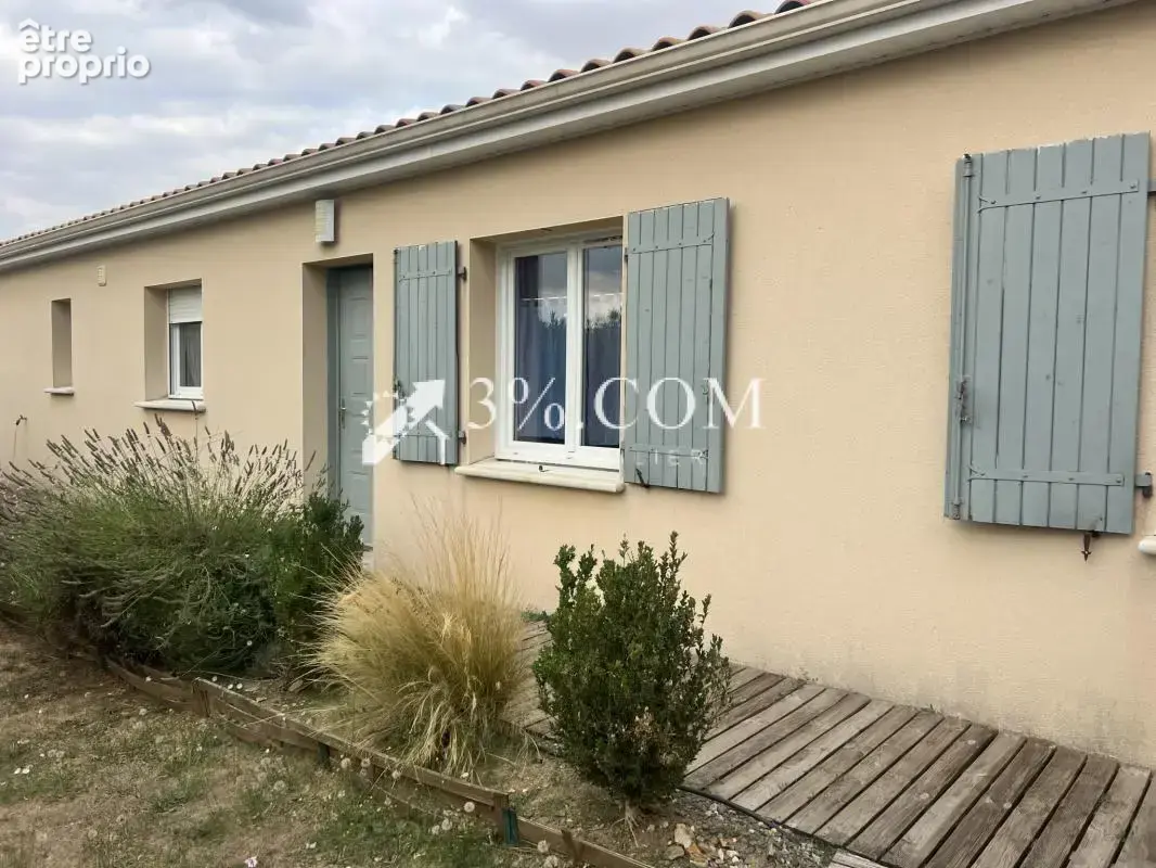 Maison familiale de 145 m2 sur la commune de benassay - photo 1