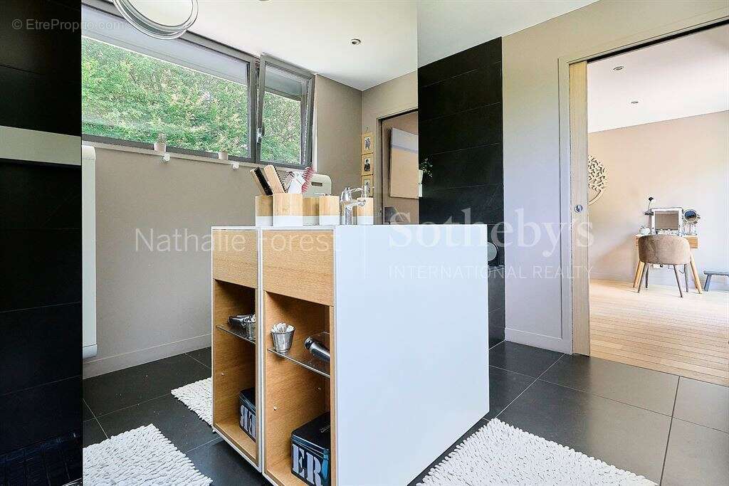 Wasquehal , 1 er rang sur golf . Exclusivité . villa cubique 3ch . Piscine couverte . garage - photo 17