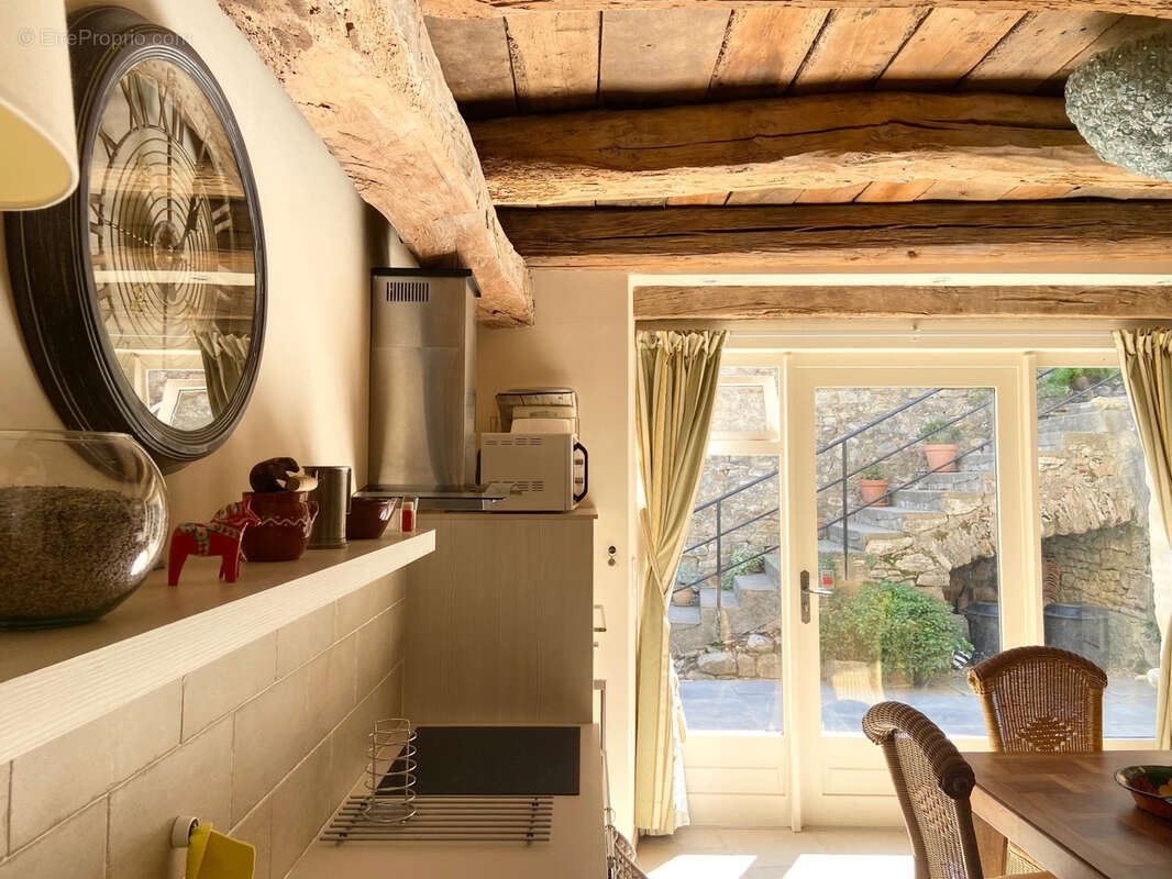 Maison à SAINT-ANDRE-DE-ROQUEPERTUIS