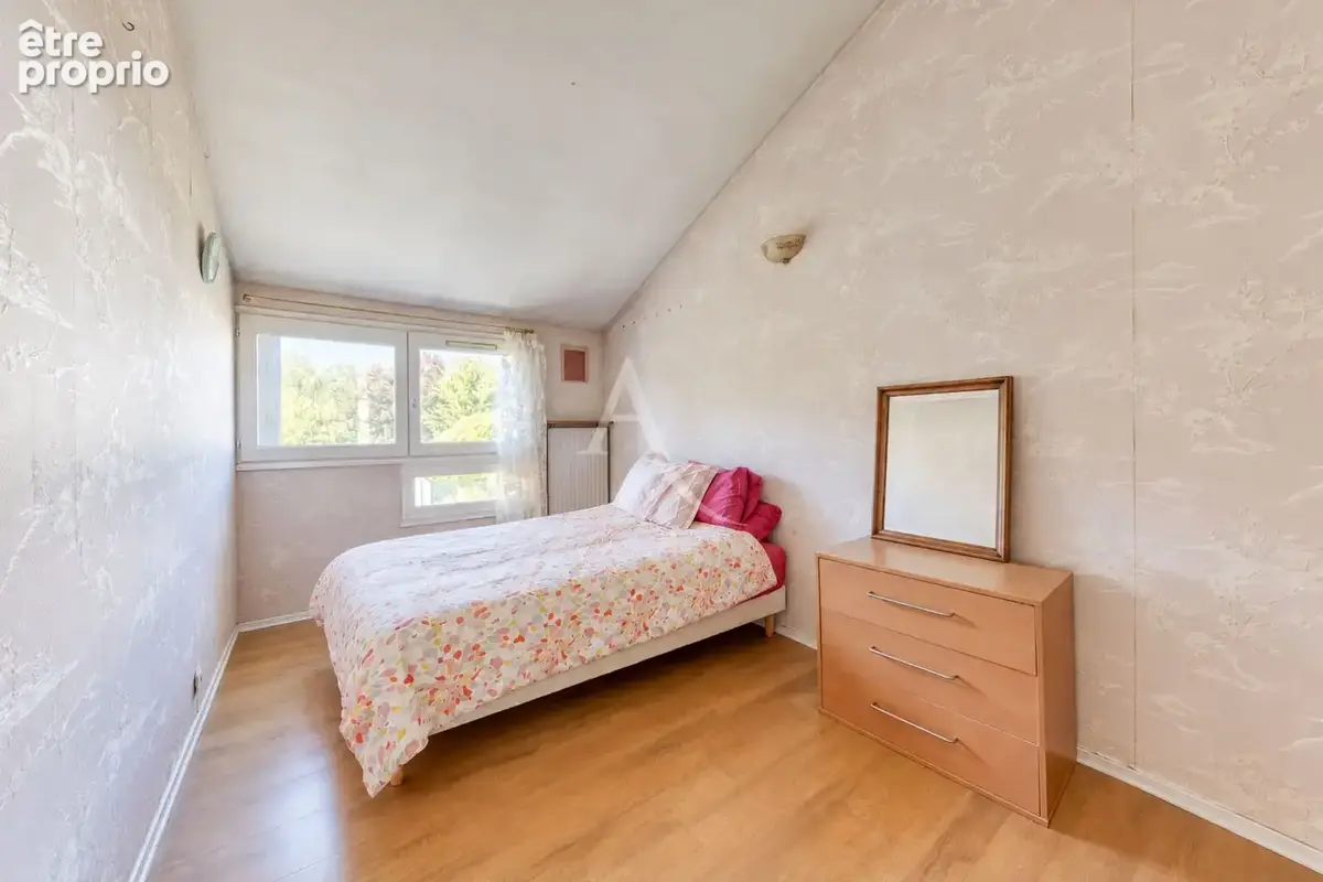 Maison Noisiel 5 pièce(s) 106.42 m2 - photo 4