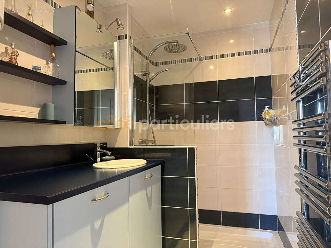 Donville les bains Appartement  2 pièces, 38 m2en bordure de mer - photo 11
