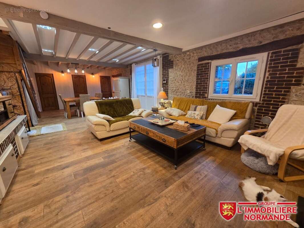 Maison à GUICHAINVILLE