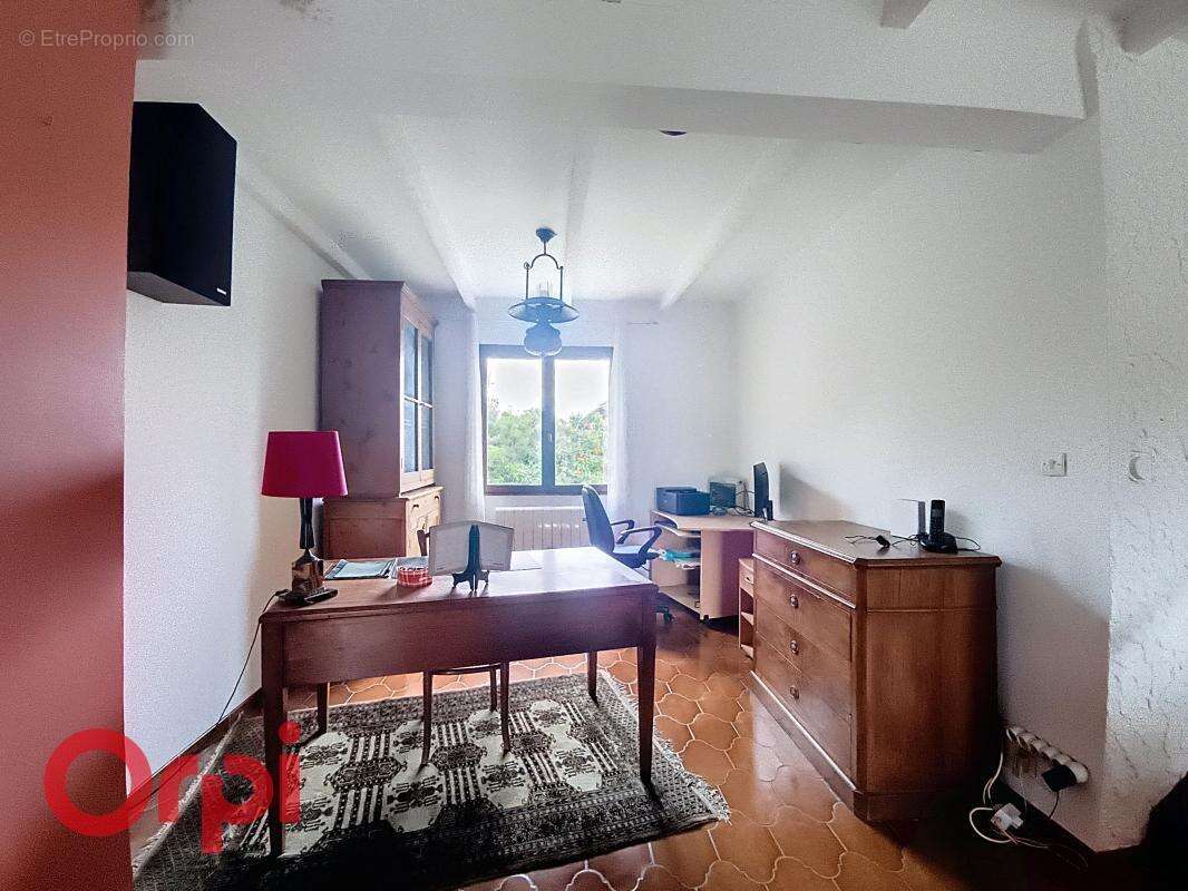 Maison à SIX-FOURS-LES-PLAGES