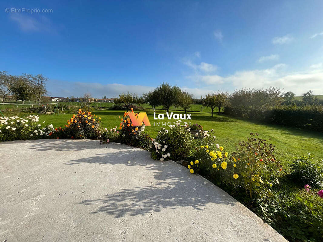 Maison à FRENELLE-LA-GRANDE