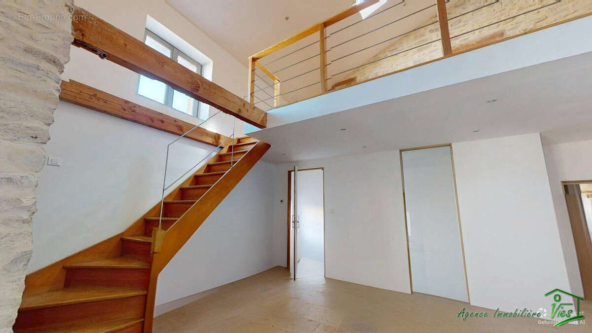 Maison à SAINT-HIPPOLYTE-DE-CATON