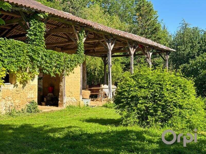 Maison à PRECHAC