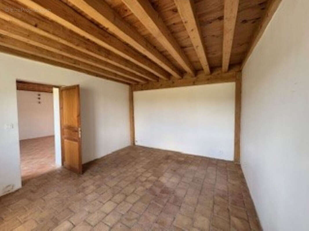 Maison à VILLARS-LES-DOMBES