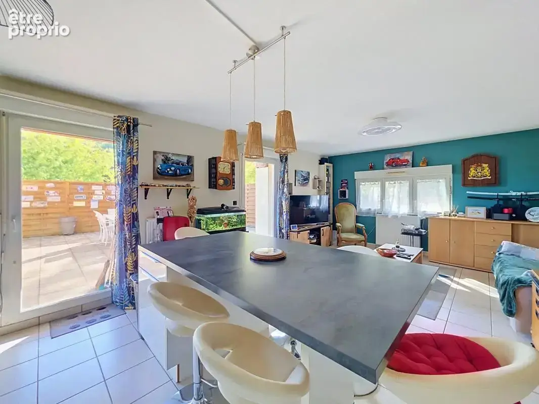 Appartement -  1 Chambre - Terrasse - Cave - Place de parking privative - Garage en sus - Proche commodités - photo 8