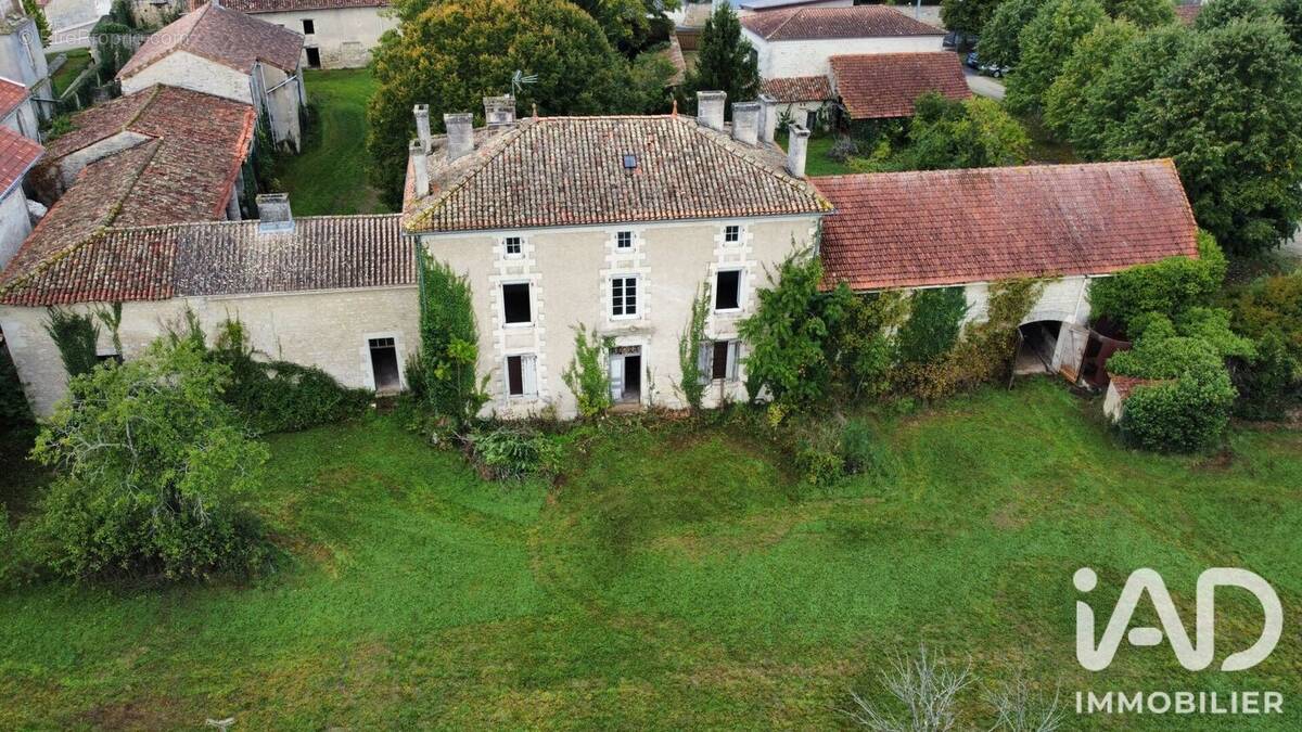 Photo 1 - Maison à VERVANT