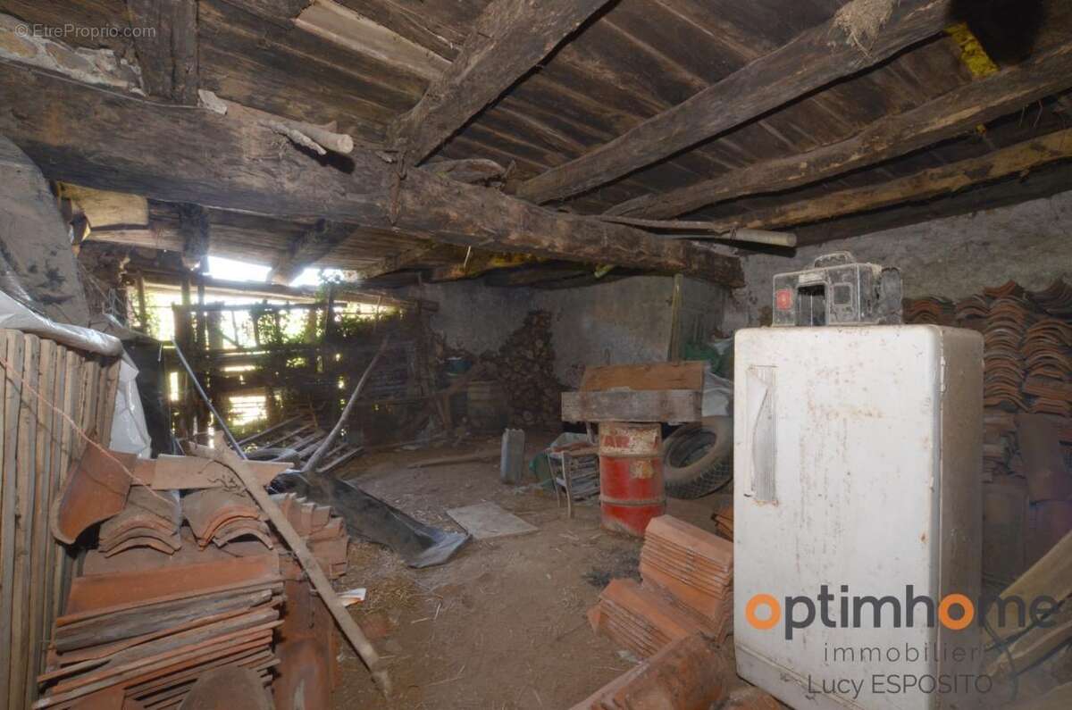 Ensemble immobilier avec énorme potentiel – Nieuil (Charente)  - photo 29