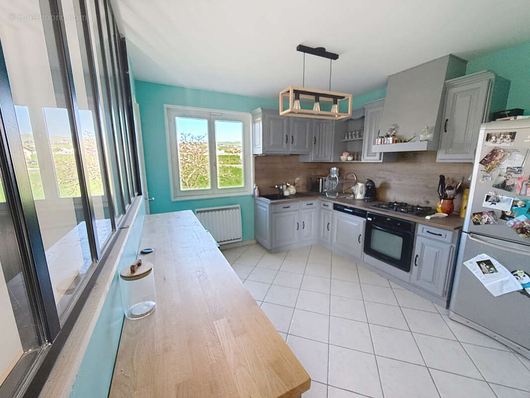 Maison à SAINT-MARTIN-LA-PLAINE