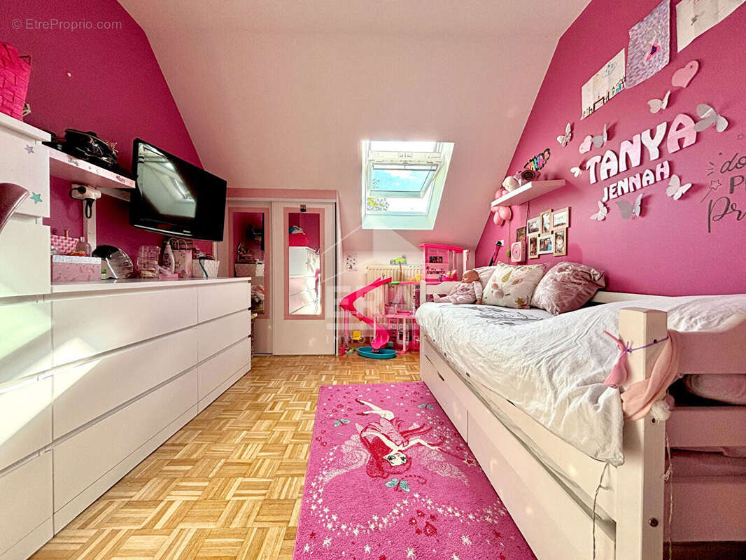 Maison à PONTAULT-COMBAULT