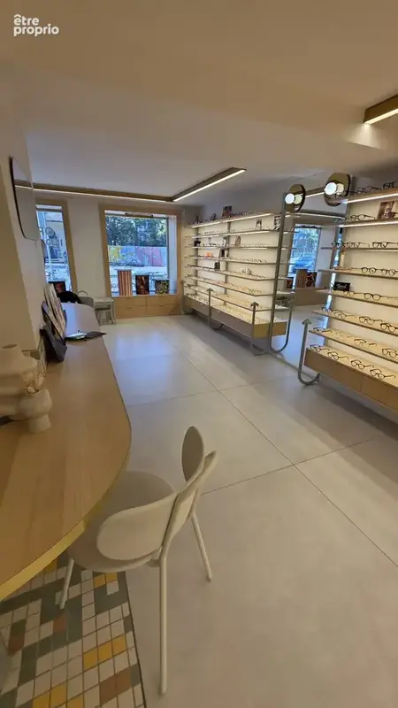 Commerce 56 m² à vendre à Strasbourg (67000) - photo 2