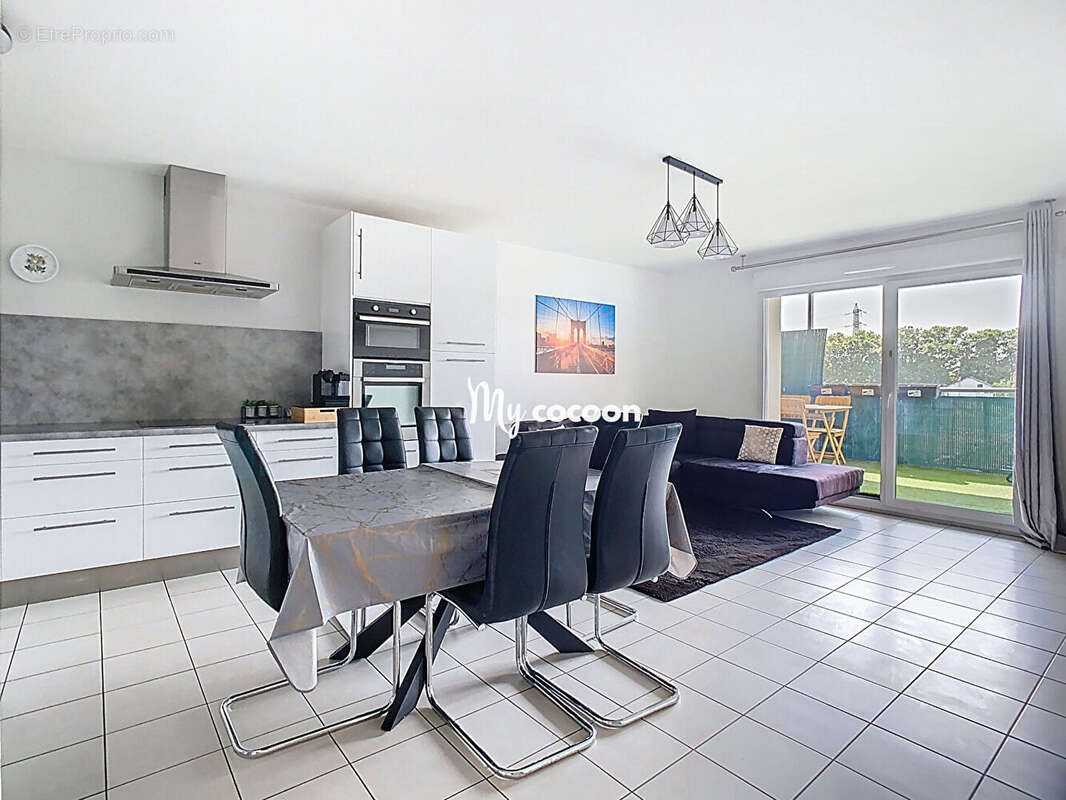 Appartement à VAULX-EN-VELIN
