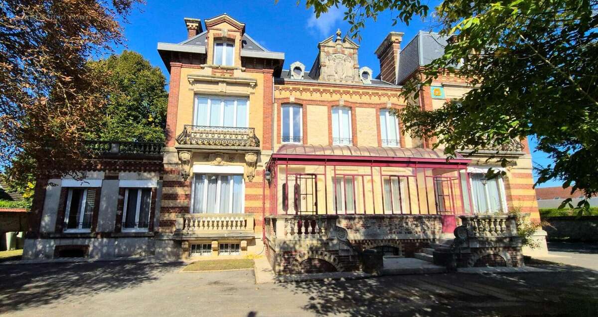 Maison à COMPIEGNE